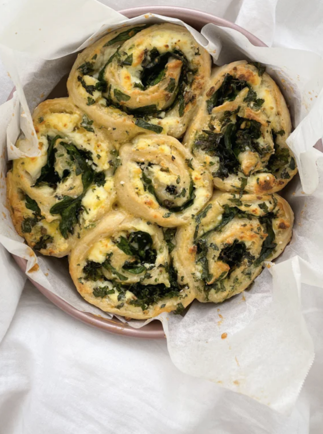 KALE & SPINACH CHEESE SCROLLS